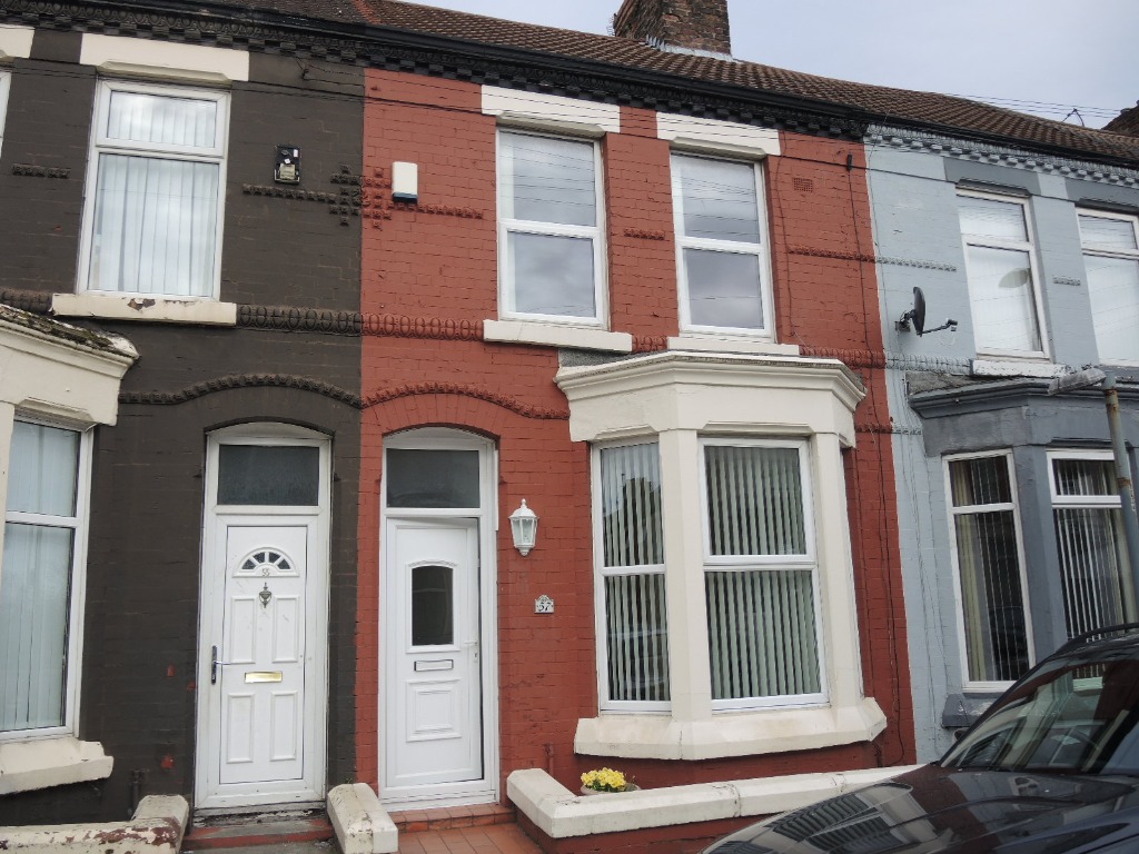 2 Bedroom Property For Sale in Liverpool £90,000