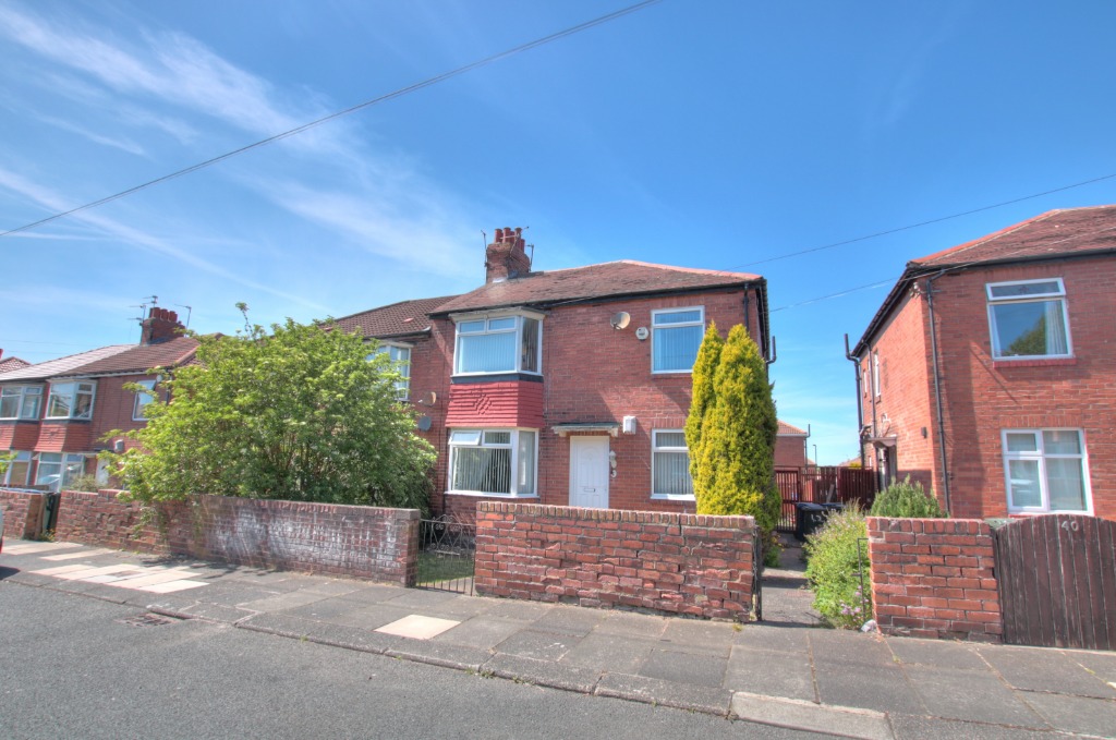 2 Bedroom Property For Sale in Newcastle upon Tyne £85,000