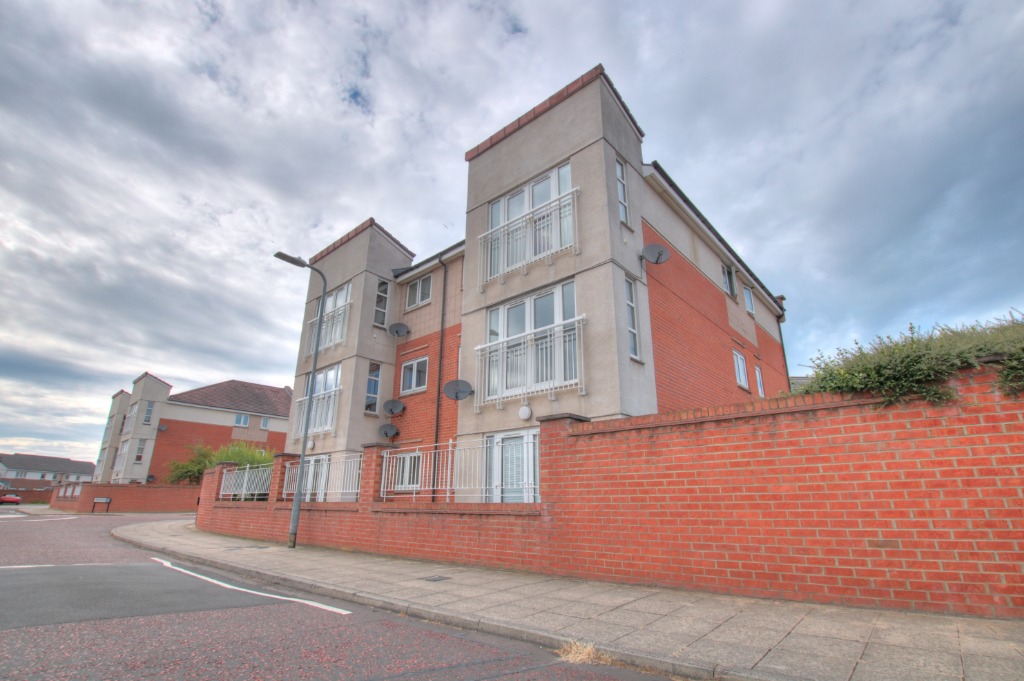 2 Bedroom Property For Sale in Gateshead £90,000