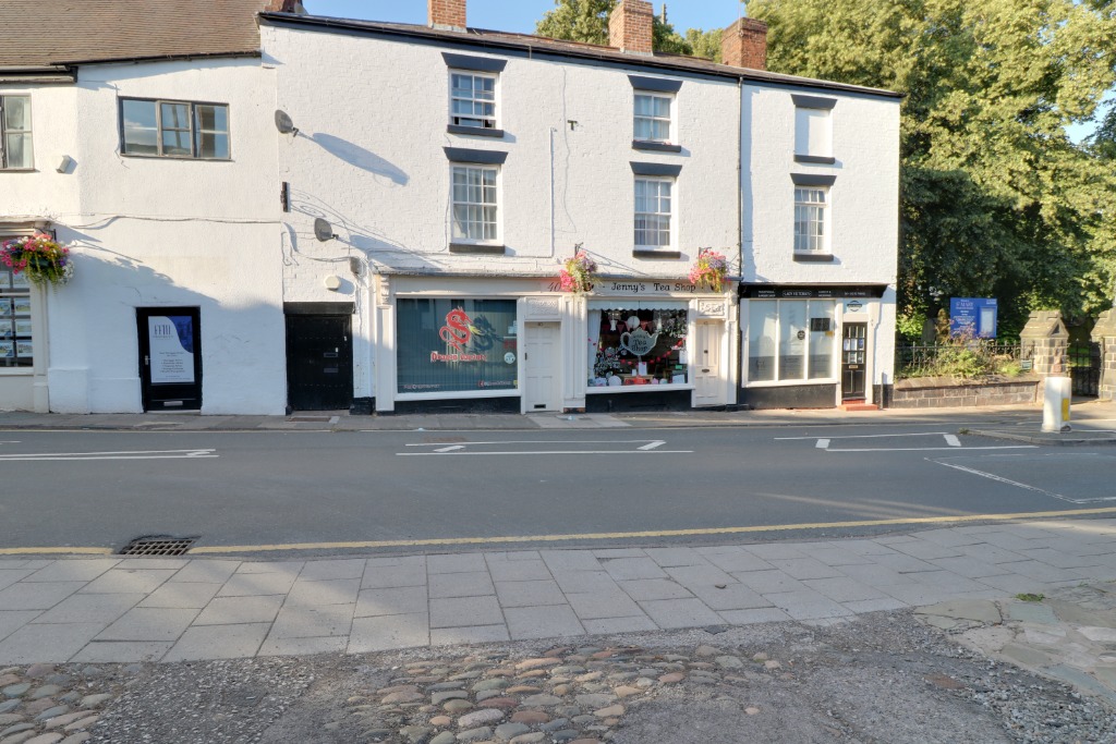 Property For Sale in Sandbach £395,000