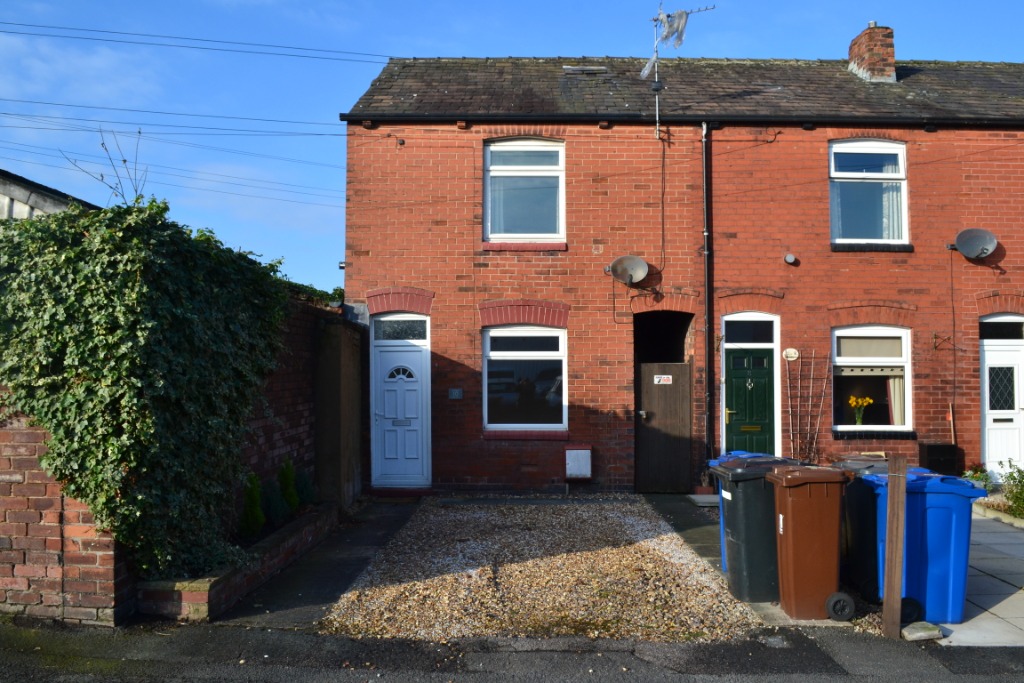 2 Bedroom Property For Sale in Wigan £85,000