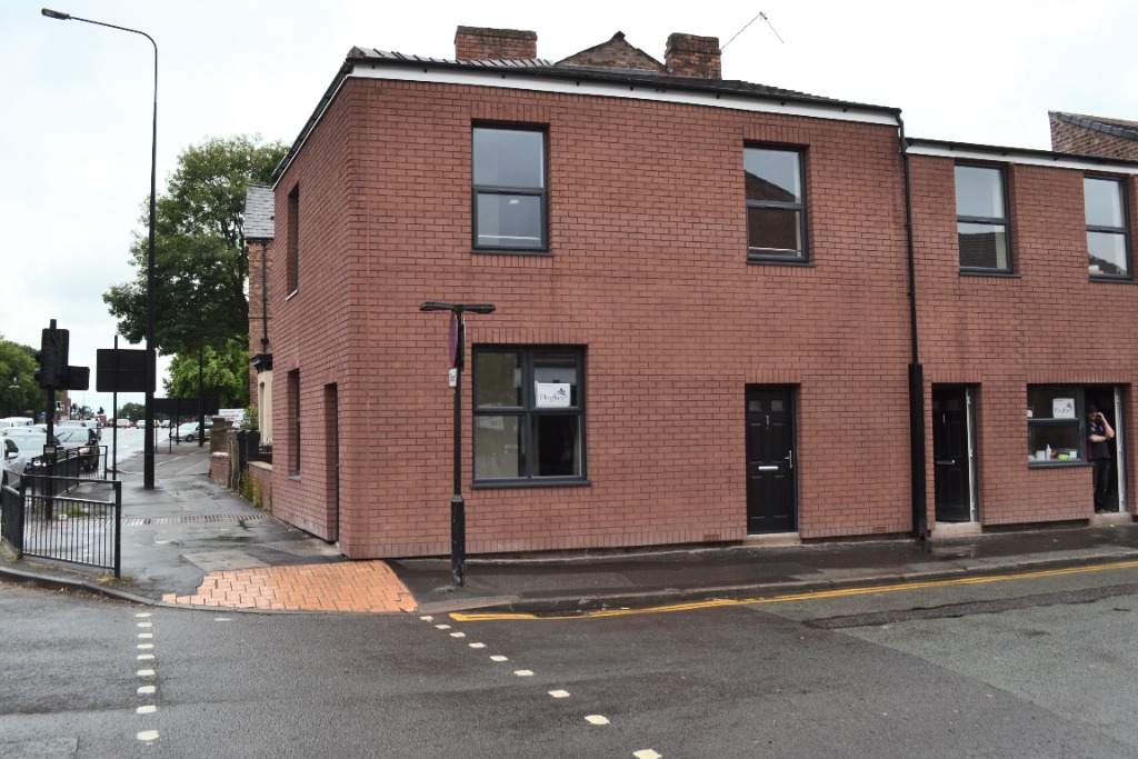 1 Bedroom Property To Let in Wigan £495 PCM