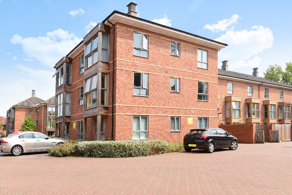 2 Bedroom Property For Sale in York £199,950
