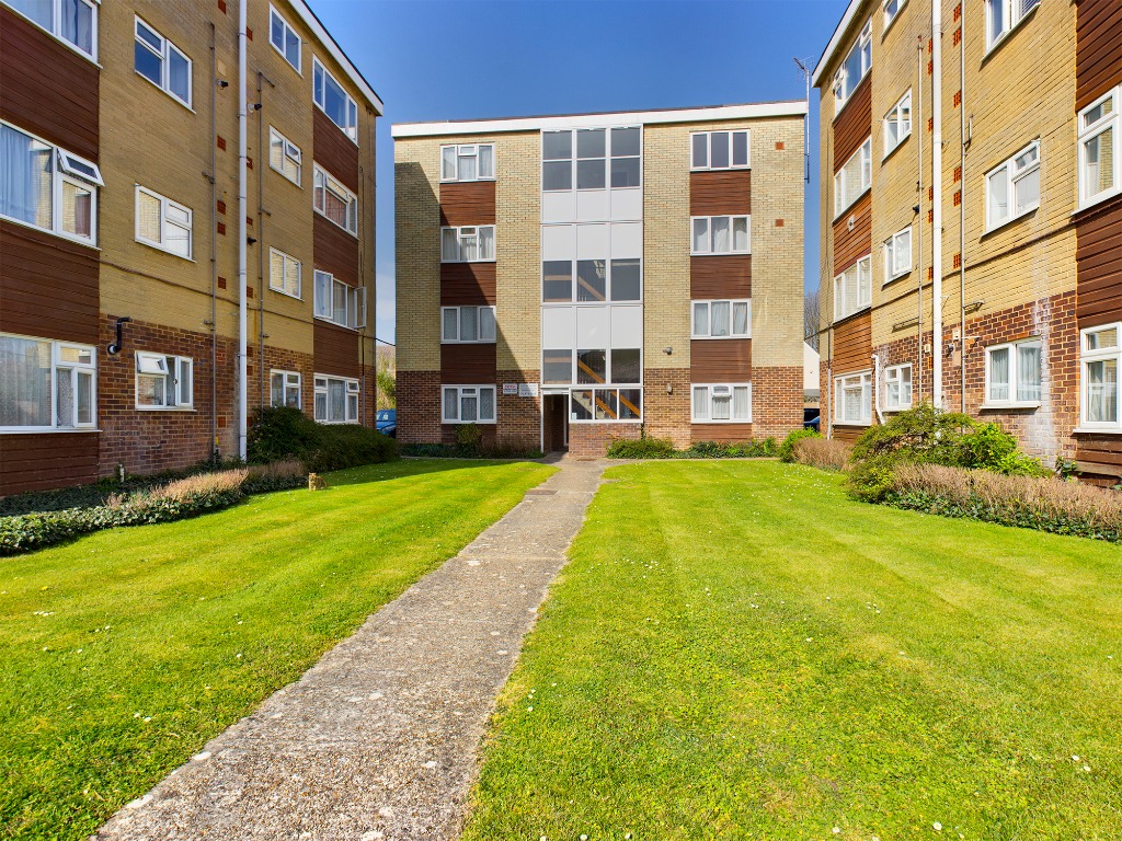 1 Bedroom Property For Sale in Portsmouth £115,000
