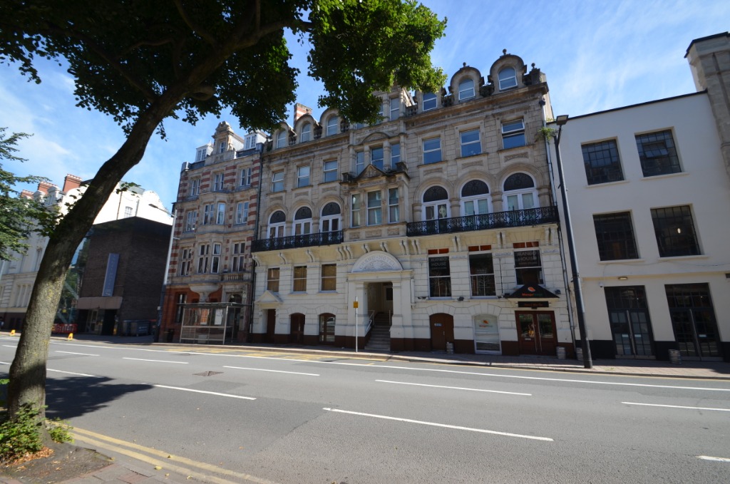 1 Bedroom Property For Sale in Cardiff £150,000