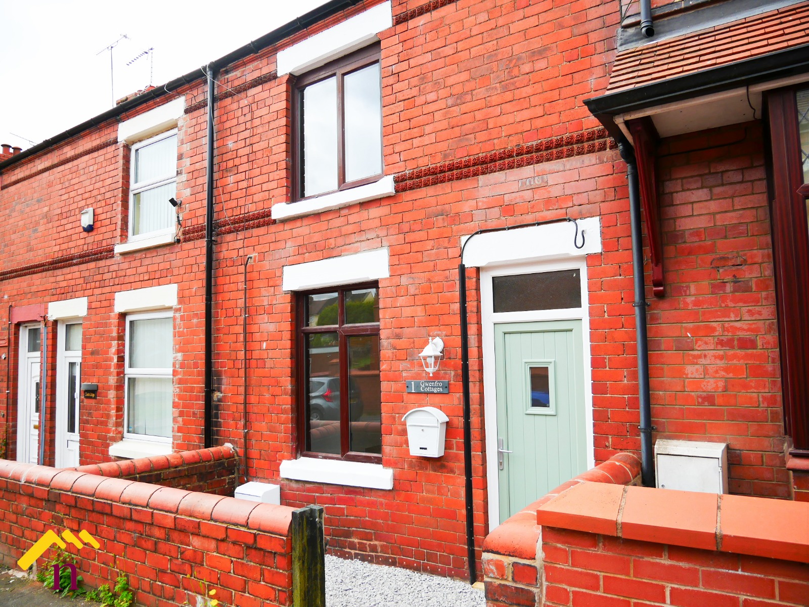 2 Bedroom Property For Sale in Southsea £150,000