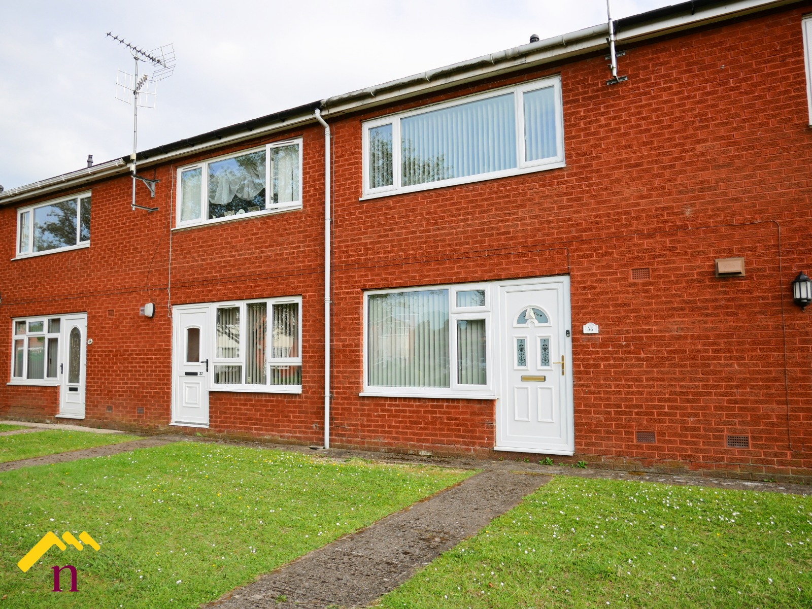 2 Bedroom Property For Sale in Wrexham £127,500