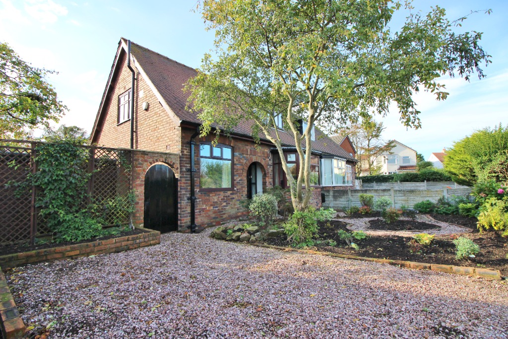 3 Bedroom Property For Sale in Southport £185,000