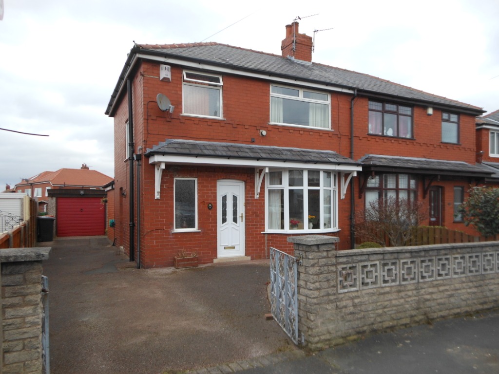 3 Bedroom Property For Sale in Preston £160,000