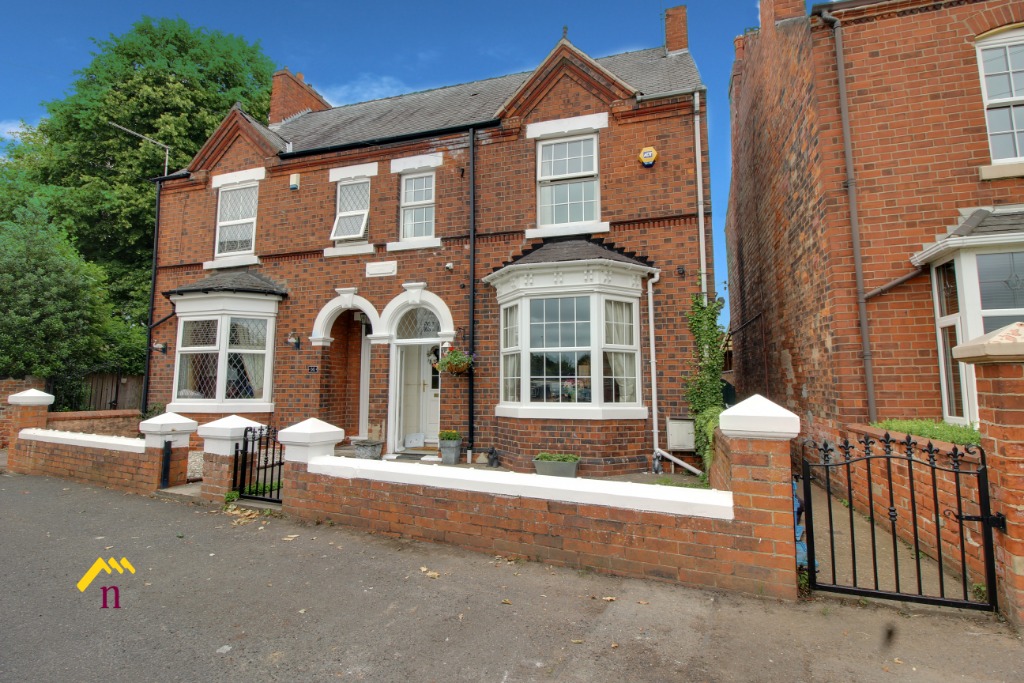 3 Bedroom Property For Sale in Thorne £230,000