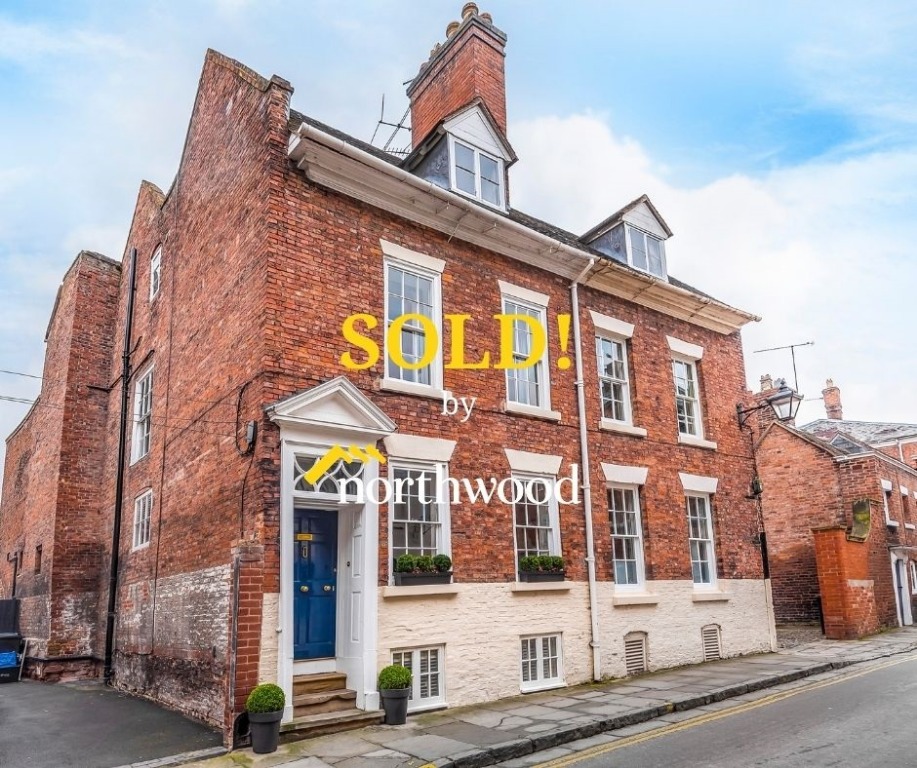 4 Bedroom Property For Sale in Shrewsbury £600,000