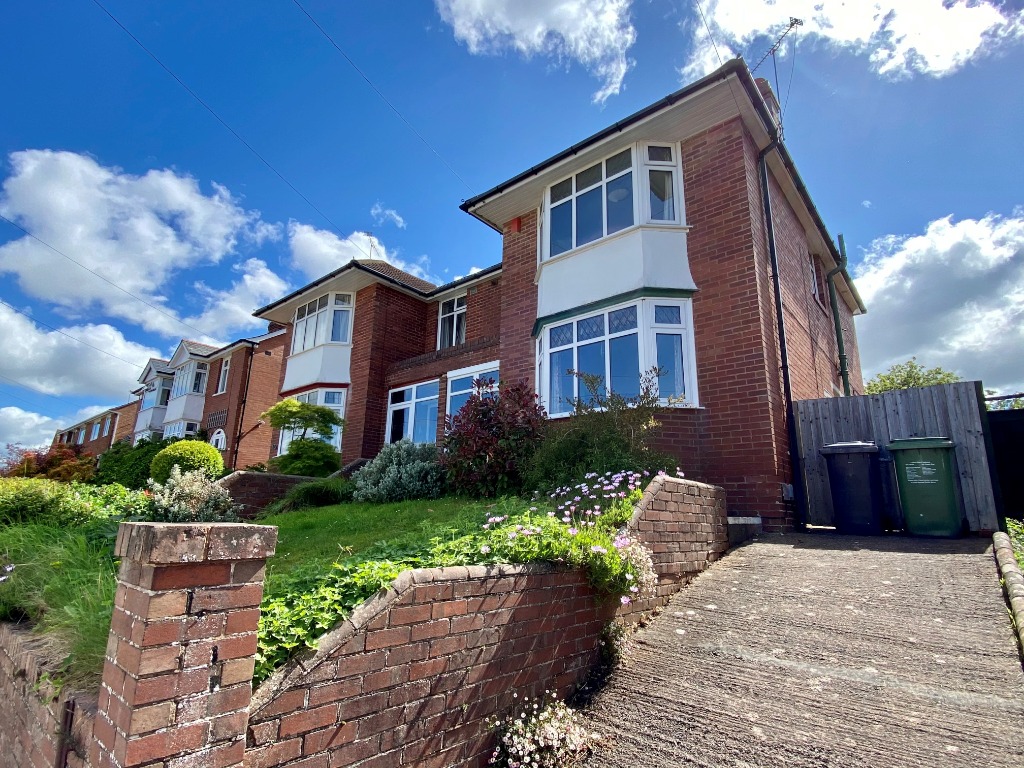 3 Bedroom Property For Sale in Exeter £375,000