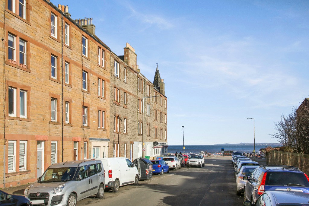 50 3F3, 50 Kings Road , Portobello, Edinburgh, EH15 1DX Smart Property
