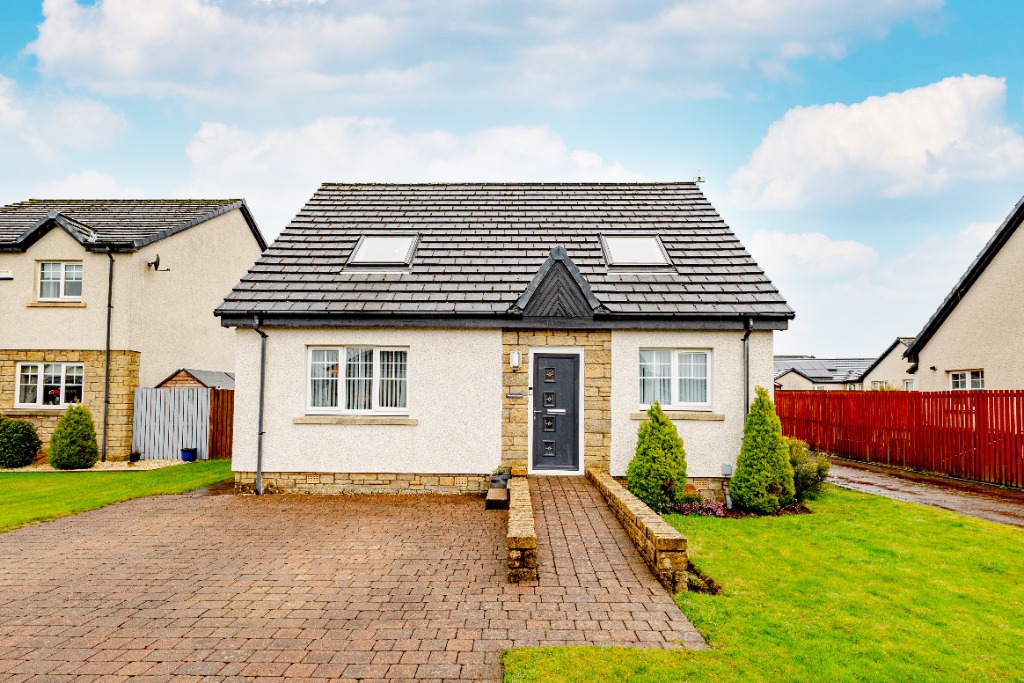 Marshall Gardens, Kilmaurs, East Ayrshire, KA3 Lomond Property Ayrshire