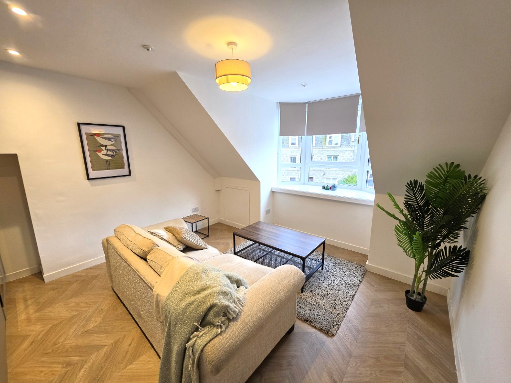 P2397: Craig Place, Torry, Aberdeen