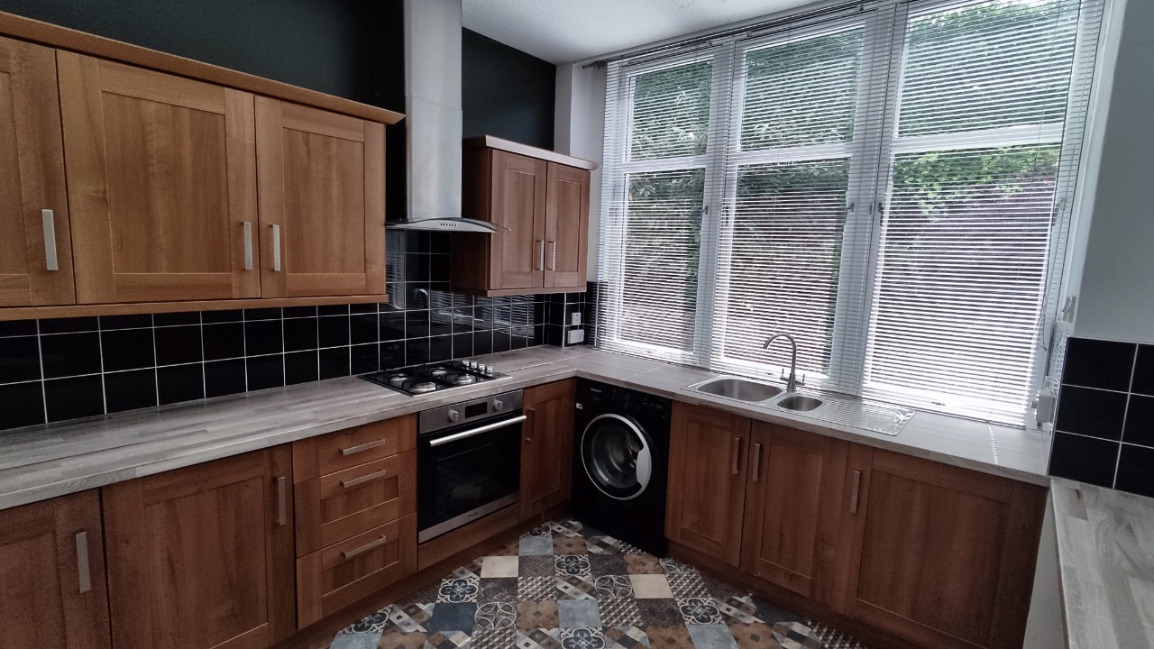 P442: Springburn Road, Springburn, Glasgow