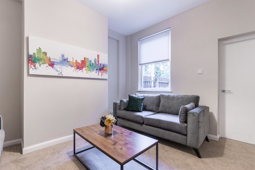 P6787 Coronation Street, Salford, Manchester Grant Property