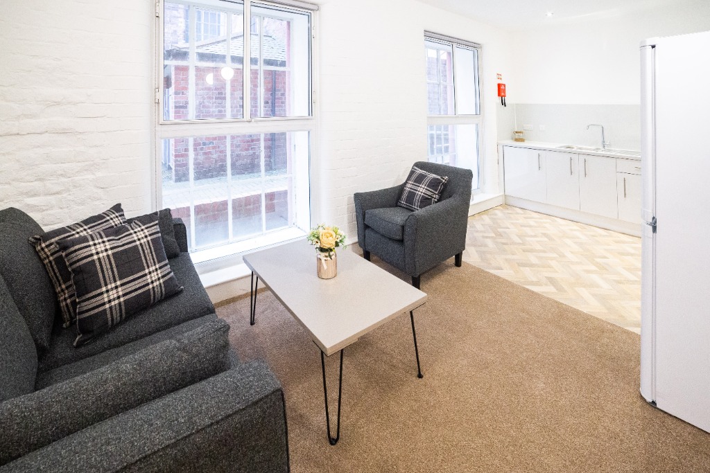 P6900 Linen House, Hartley Road, Radford, Nottingham Grant Property