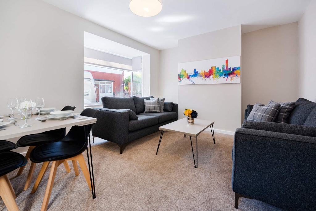 P6968 The Avenue, Broughton, Salford Grant Property