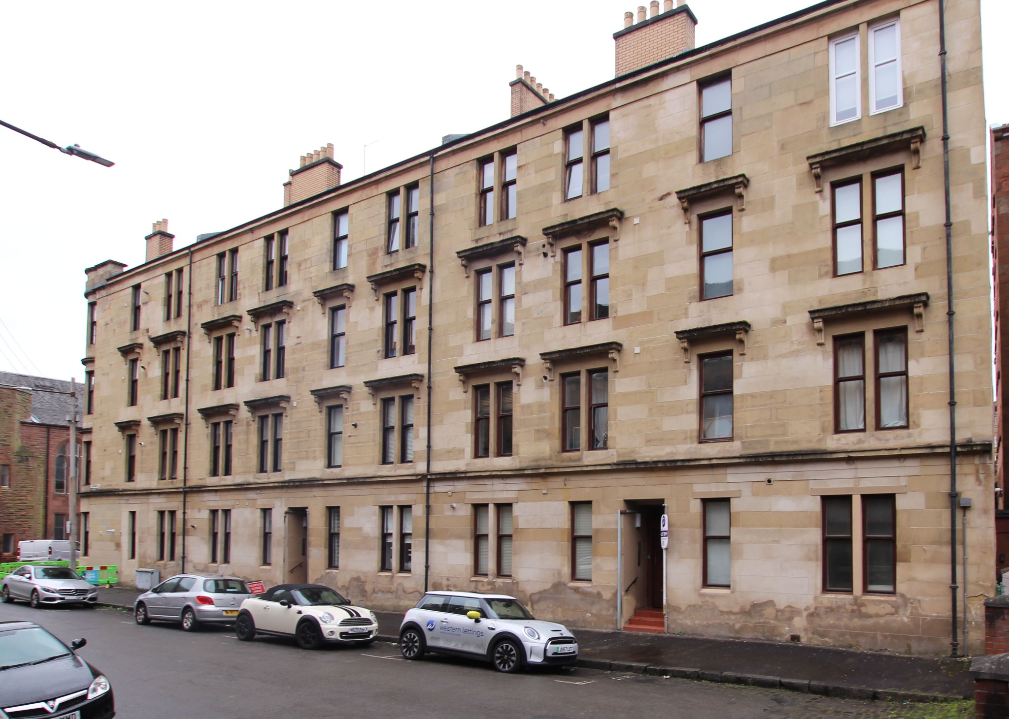 1 Bedroom, Unfurnished Flat on Muirpark Street, Partick, Glasgow £700