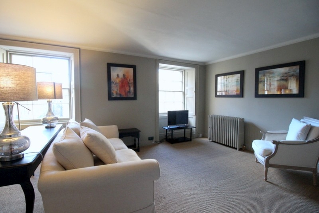 Thistle Street 9829 - Featured Image