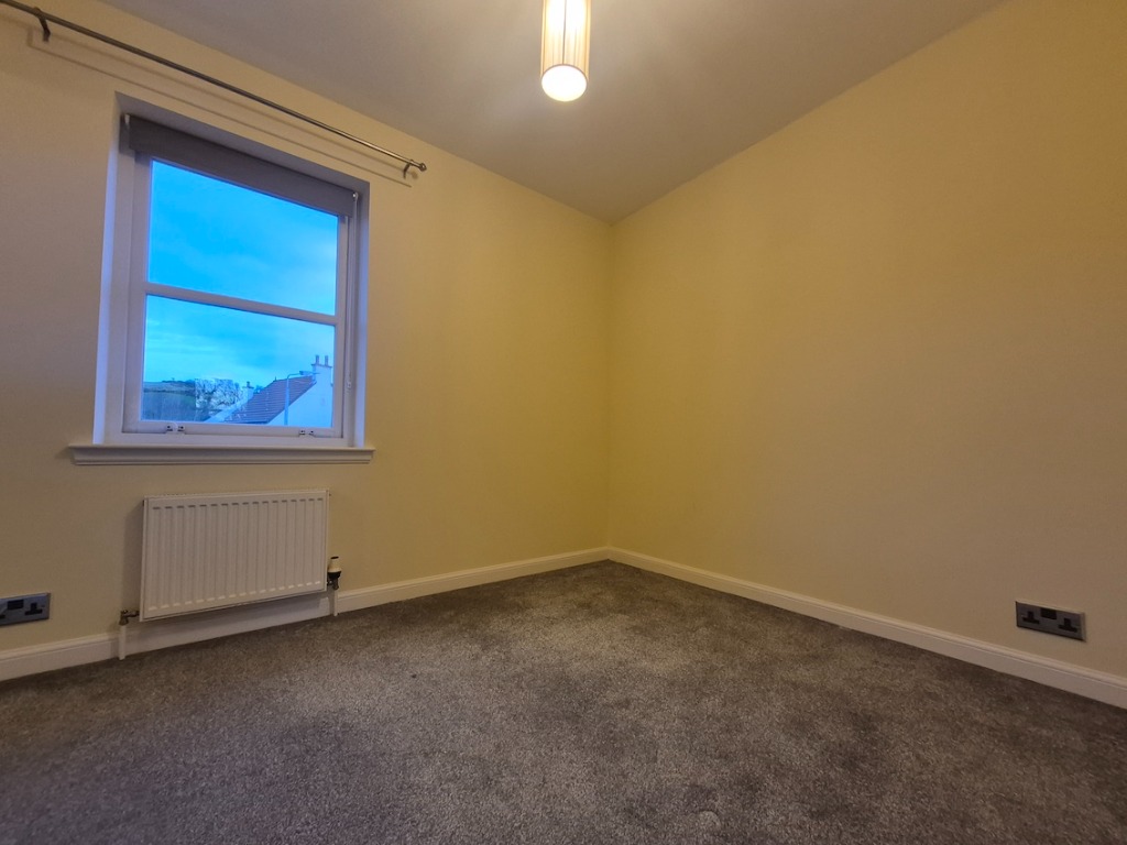 P156: Noddleburn Meadow, Largs, North Ayrshire