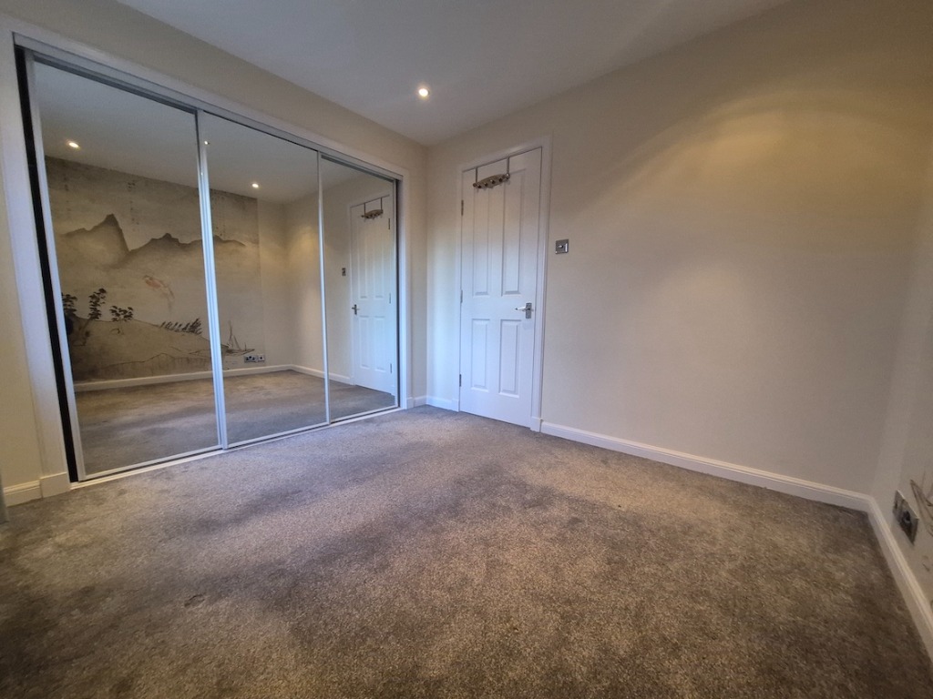 P156: Noddleburn Meadow, Largs, North Ayrshire