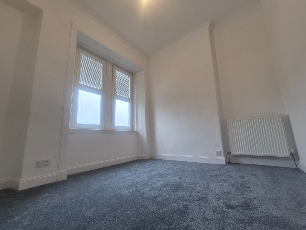 P159: Sandringham, 37 Bath St, Largs, North Ayrshire