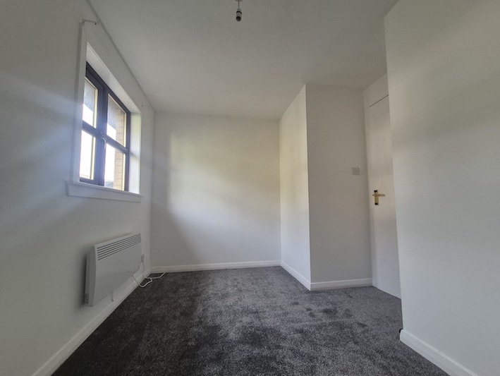 P180: Woodcroft Avenue, Largs, North Ayrshire