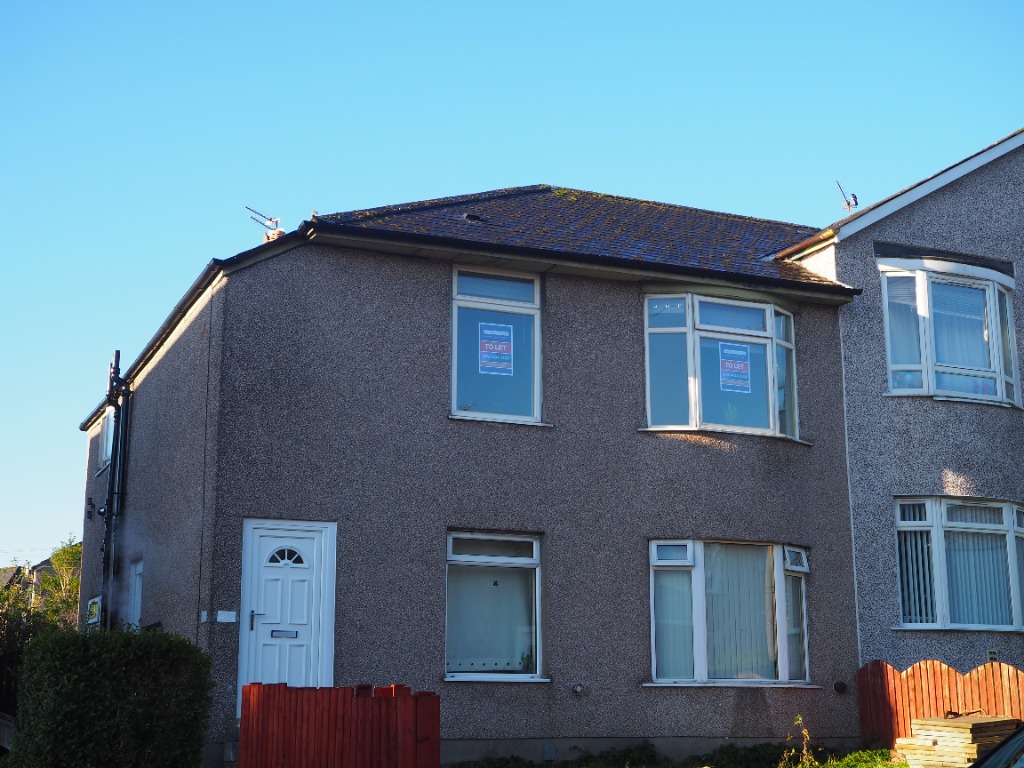 P269: Curtis Avenue, Kings Park, Glasgow