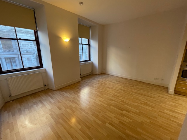 P286: Cochrane Street, Merchant City, Glasgow