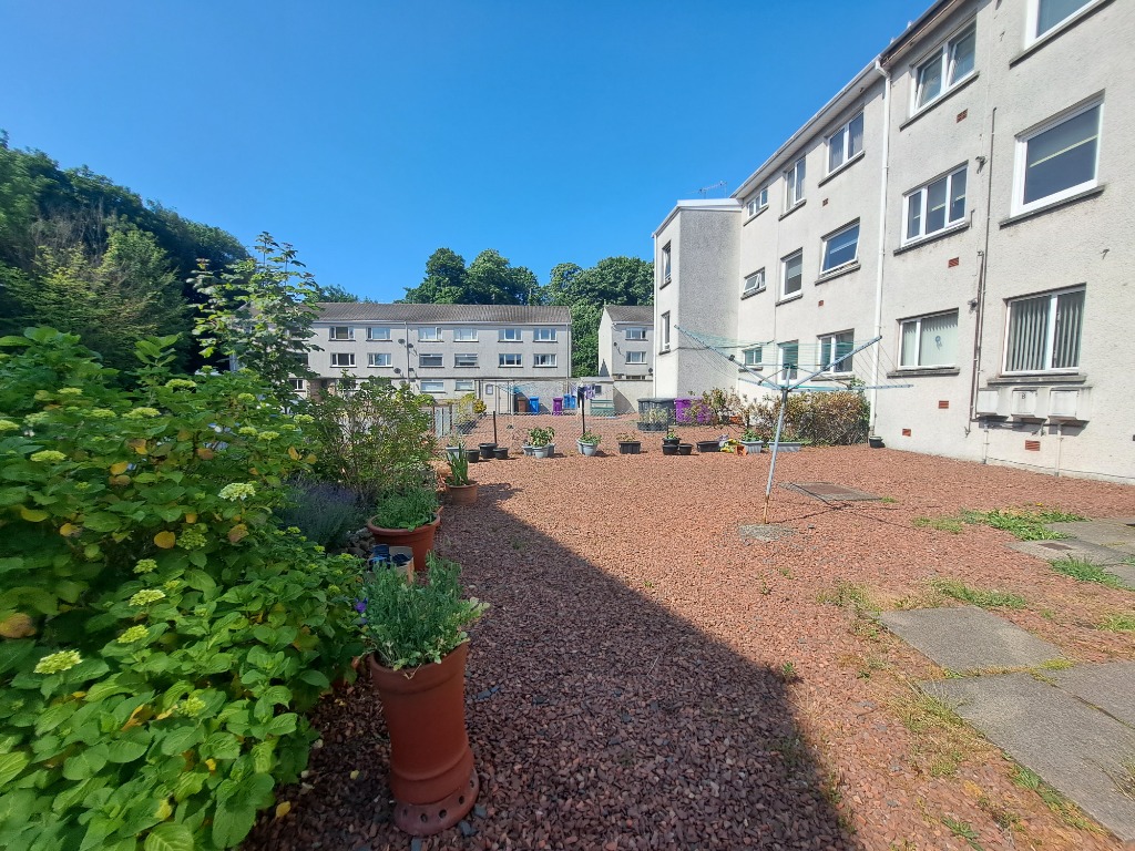 P378: Silverdale Gardens, Largs, North Ayrshire