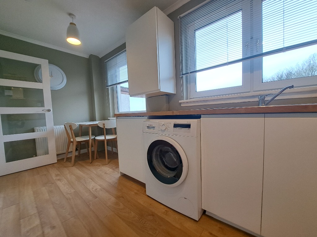 P378: Silverdale Gardens, Largs, North Ayrshire