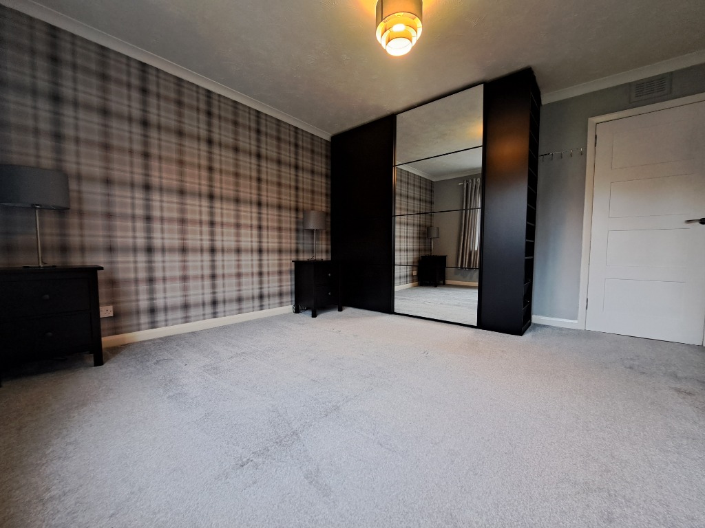 P378: Silverdale Gardens, Largs, North Ayrshire