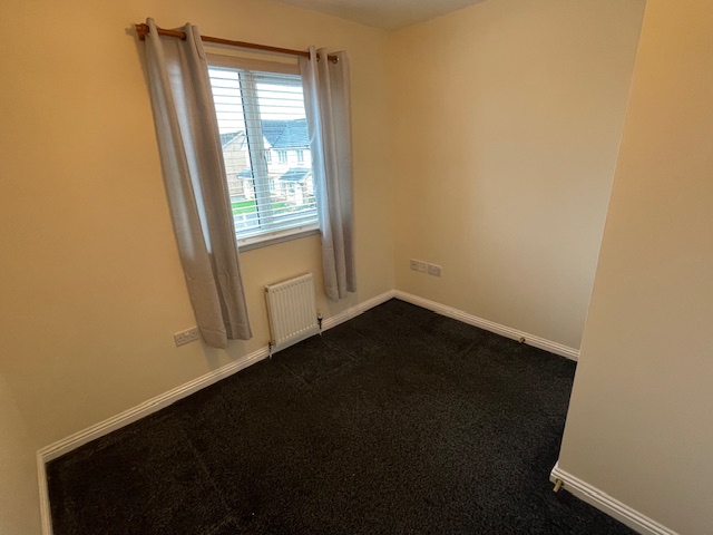 P412: Whitacres Road, Darnley, Glasgow