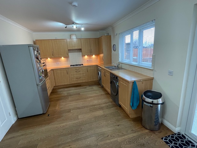 P412: Whitacres Road, Darnley, Glasgow
