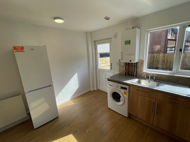 P426: Millhouse Drive, North Kelvindale, Glasgow