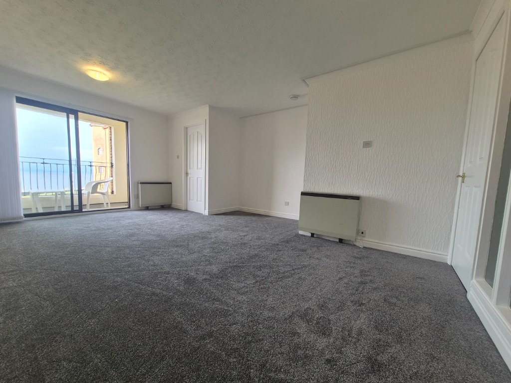 P428: Hollywood, Largs, North Ayrshire