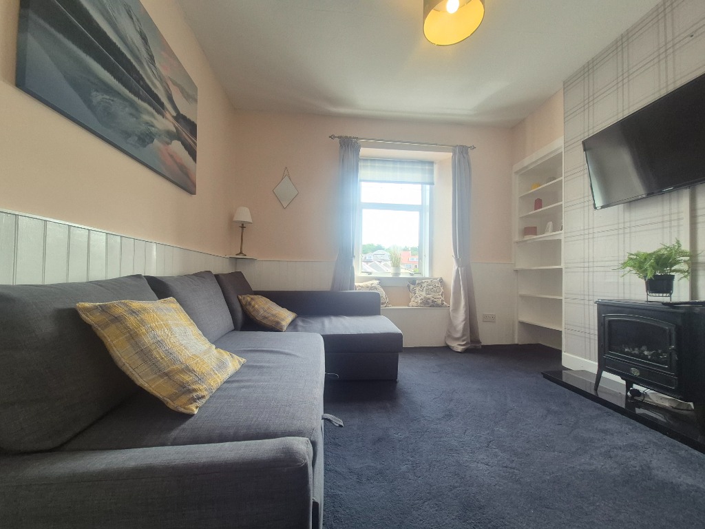 P440: New Street, Largs, North Ayrshire