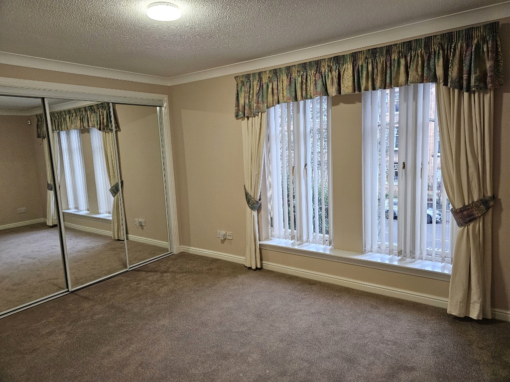 P456: Pollokshields Square, Pollokshields, Glasgow