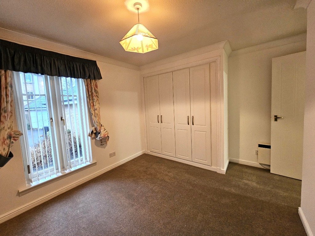 P456: Pollokshields Square, Pollokshields, Glasgow