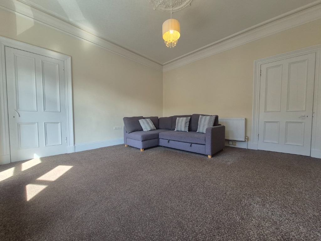 P462: Nelson Street, Largs, North Ayrshire