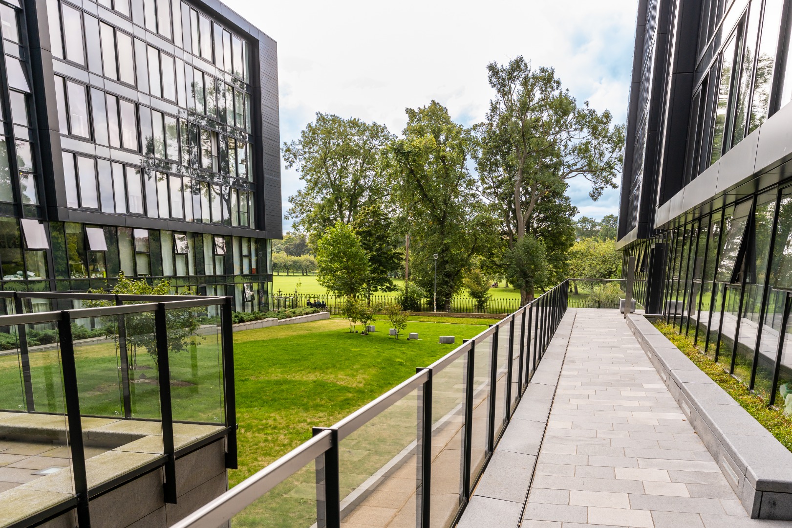 P3132 Simpson Loan, Quartermile, Edinburgh Umega