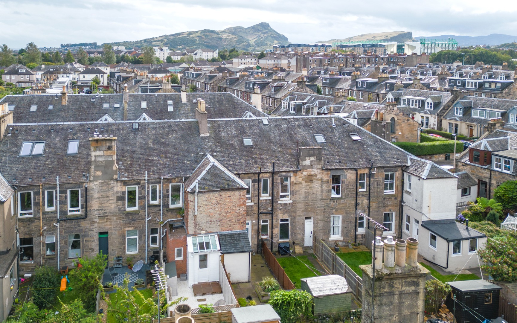 P3671 Cornhill Terrace, Leith Links, Edinburgh Umega