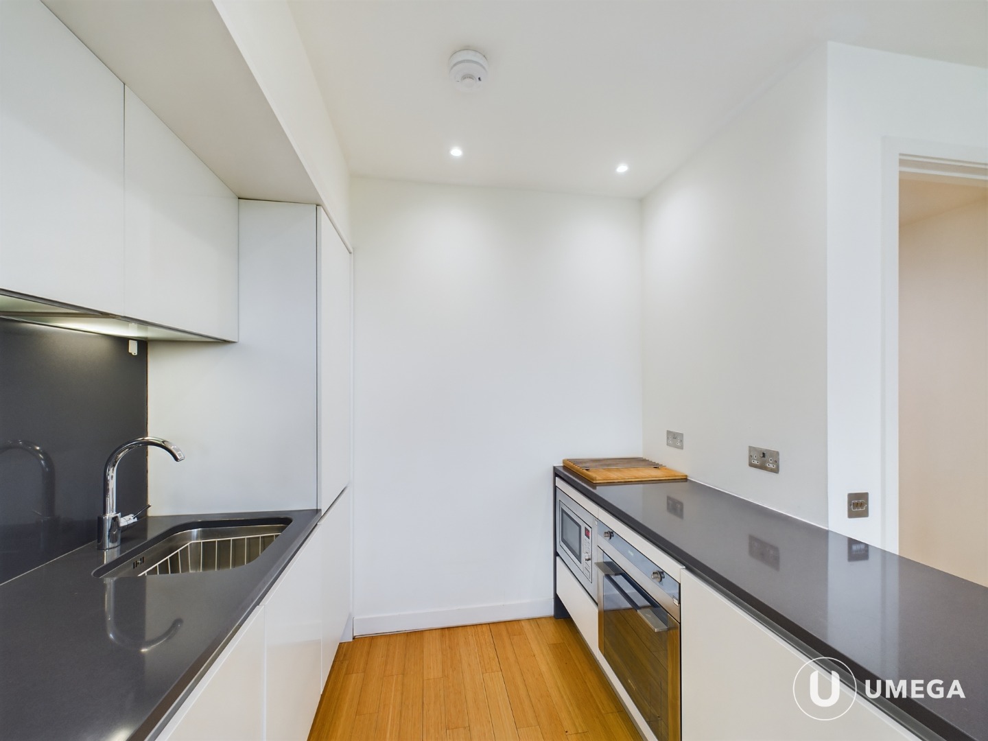 P3714 Simpson Loan, Quartermile, Edinburgh Umega