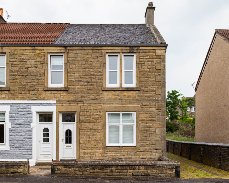 P221: South Mid Street, Bathgate, West Lothian