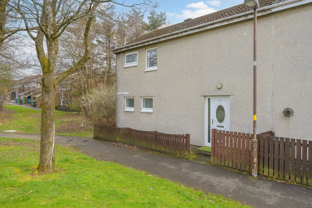 P542: Elie Avenue, Deans, West Lothian
