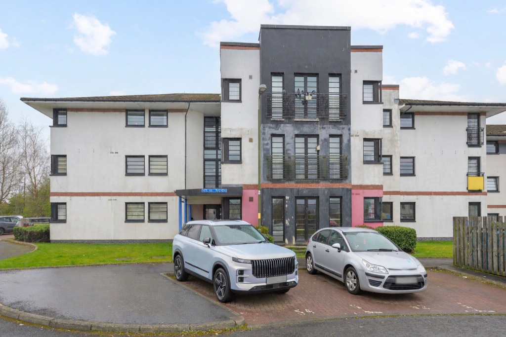 P591: Whiteside Court, Bathgate, West Lothian