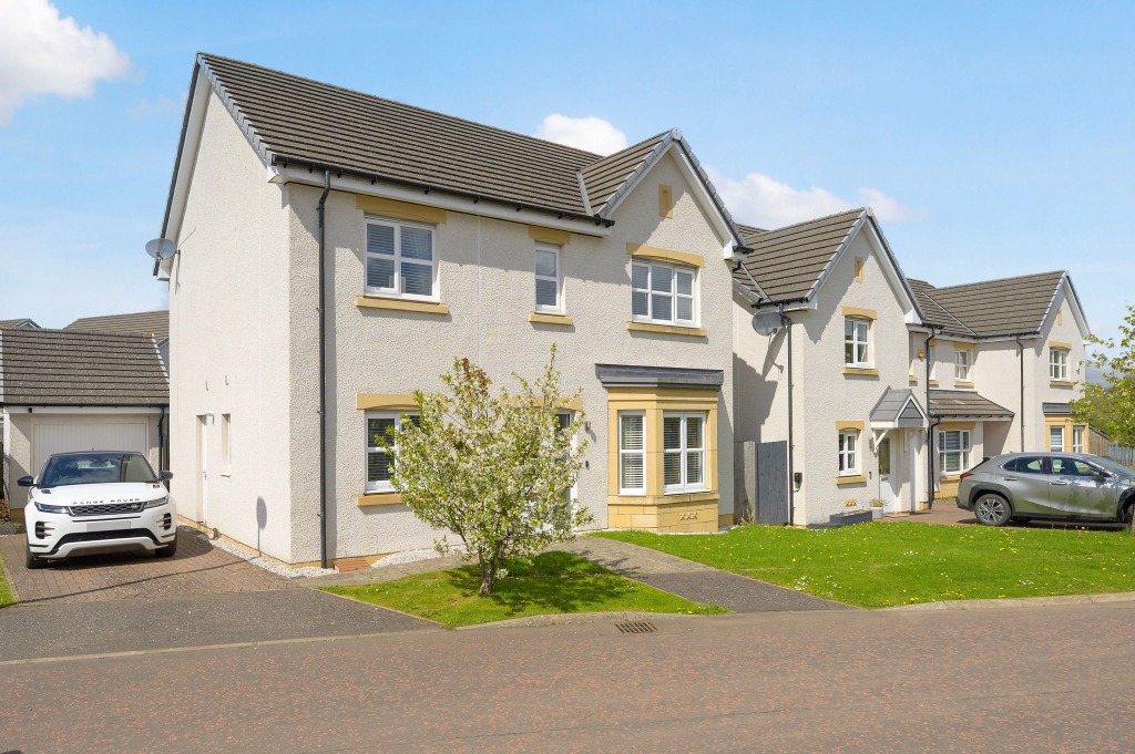 P603: Bisset Place, Bathgate, West Lothian