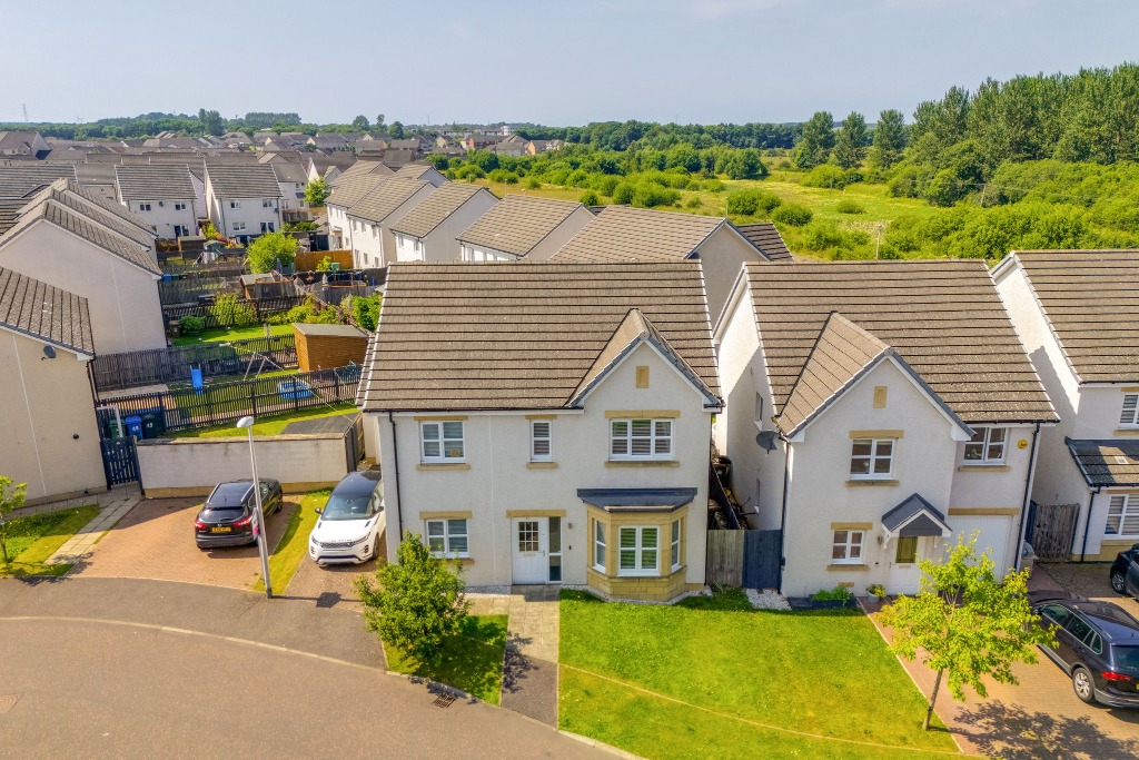P603: Bisset Place, Bathgate, West Lothian